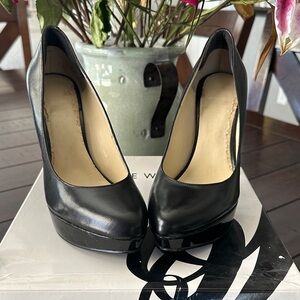 Nine West Black Leather Platform Pumps